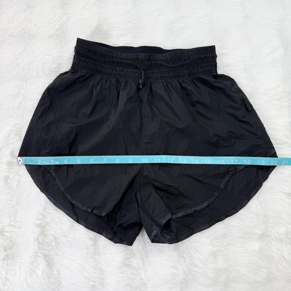 Lululemon Step Out High Rise Packable 3” Short 4 - Picture 5 of 11